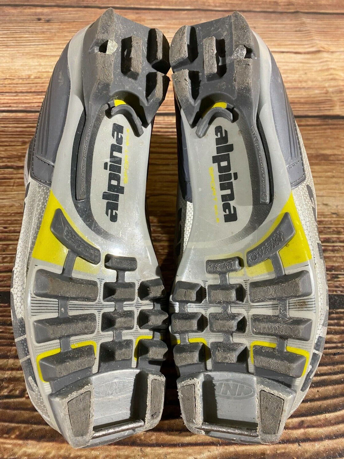 Alpina SR20 Nordic Cross Country Ski Boots Size EU38 US6 for NNN 726
