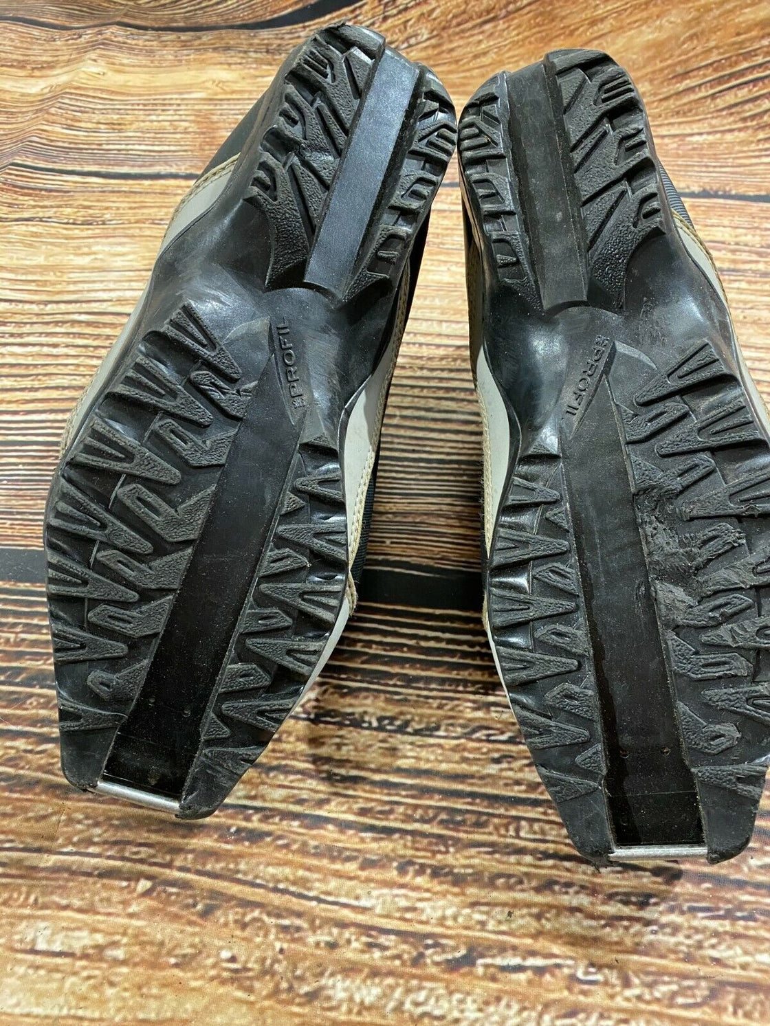 FISCHER XC Comfort Cross Country Ski Boots Size EU39 US7 SNS Profil 1084