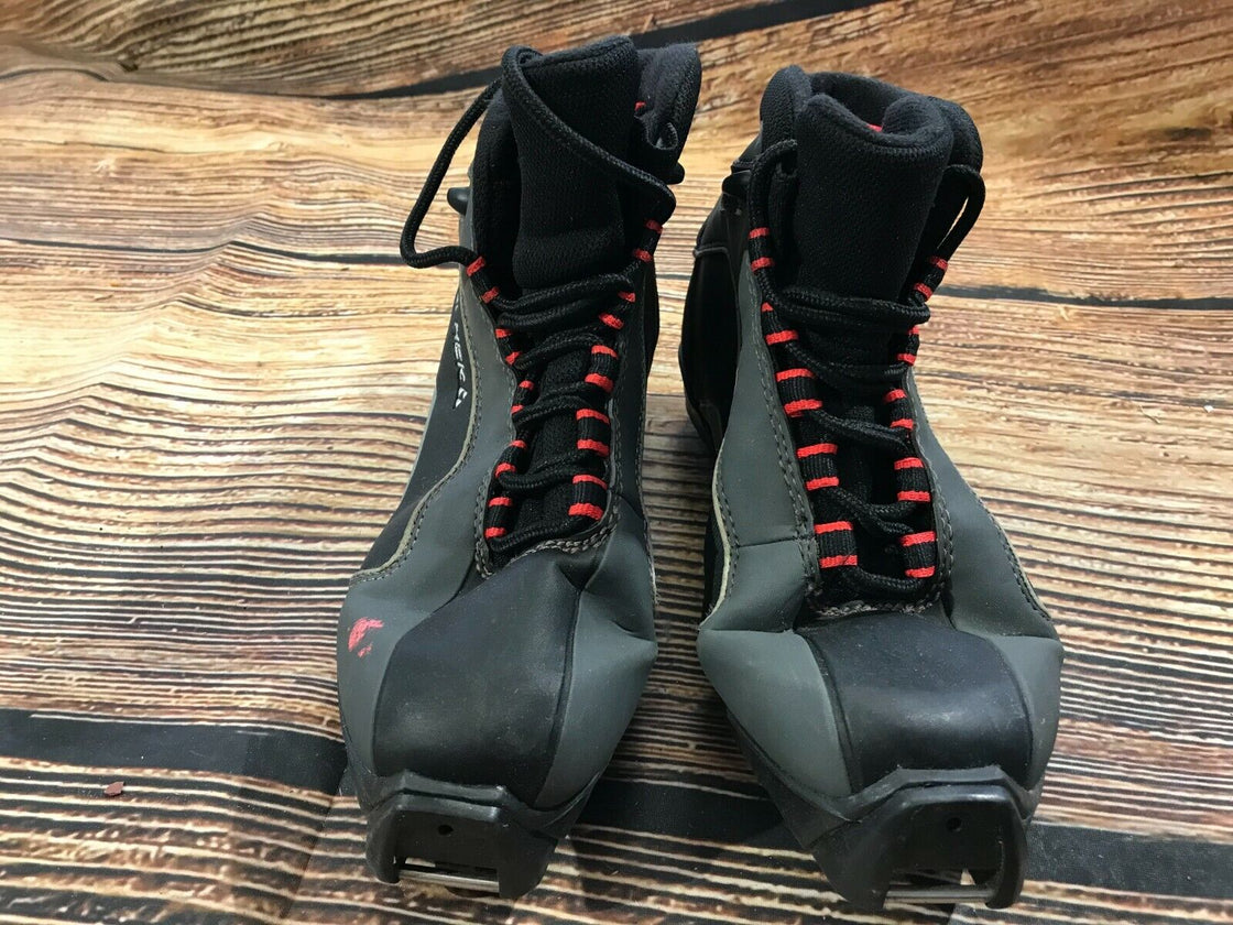 Fischer XC Sport Cross Country Ski Boots Size EU39 US7 SNS Profil 1145