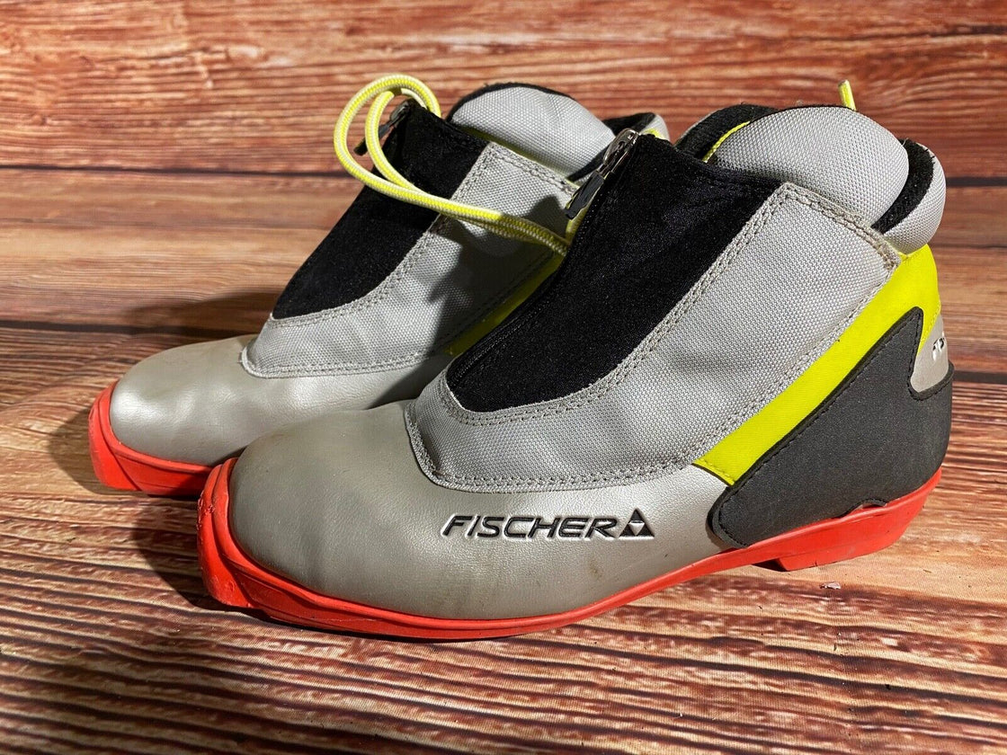 Fischer Nordic Cross Country Ski Boots Size EU38 US6 SNS Profil 1601