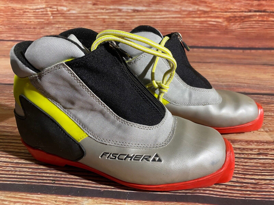 Fischer Nordic Cross Country Ski Boots Size EU38 US6 SNS Profil 1601