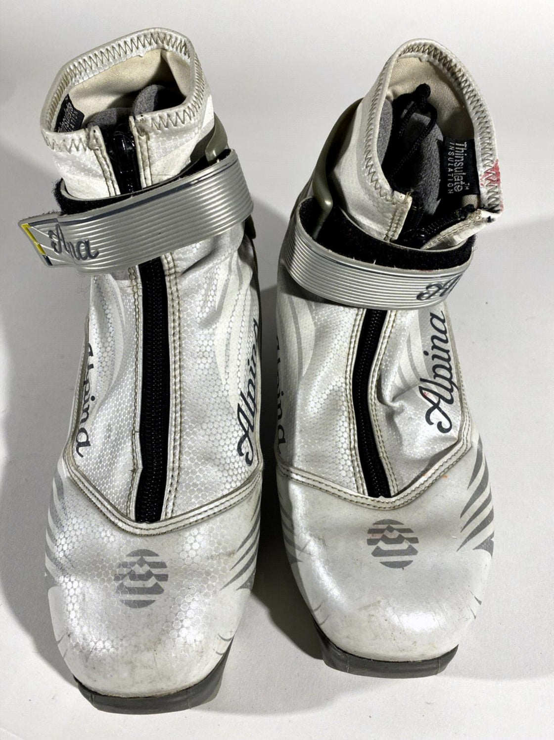 Alpina Eve30S Nordic Cross Country Ski Boots Size EU39 US8 for NNN 785