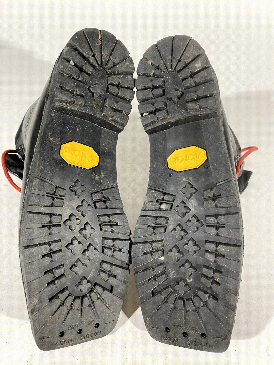 Lundhags Telemark Nordic Norm Cross Ski Boots Size EU37 US5.5 NN 75mm 1613
