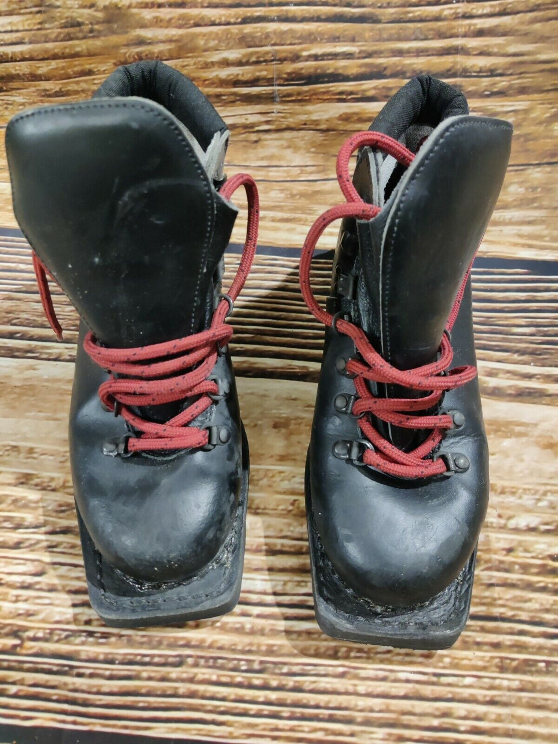 Garmont Telemark Nordic Backcountry Ski Boots Size EU38 US5 NN 75mm 1634