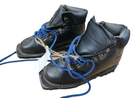 McKINLEY Telemark Backcountry Ski Boots Nordic Norm NN 75mm 3pin EU37 US5.5 1655