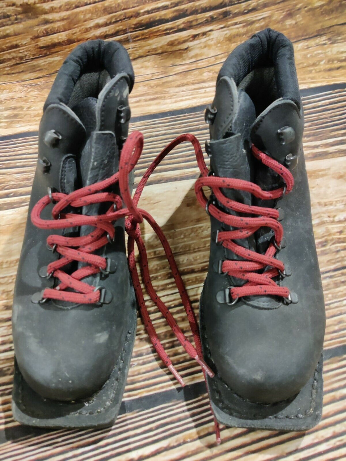 Garmont Telemark Nordic Backcountry Ski Boots Size EU37.5 NN 75mm  1614