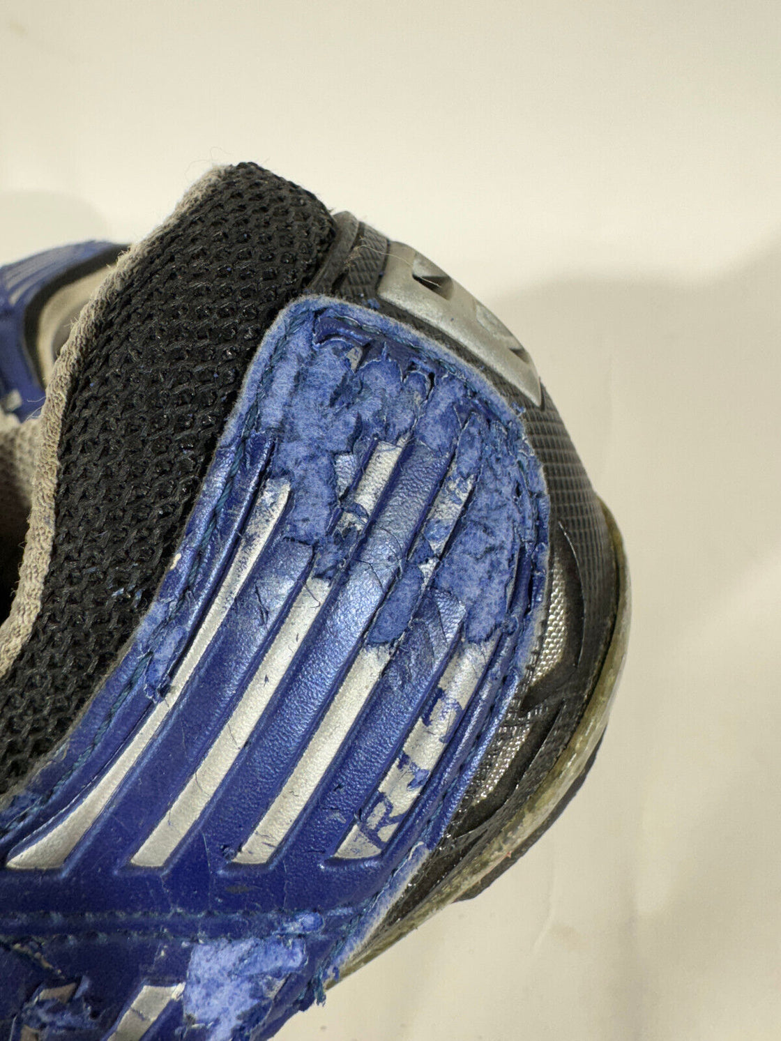 SHIMANO R131 Carbon Cycling Road Shoes EU43 US8.9 UK8 Mondo 272 mm cs625