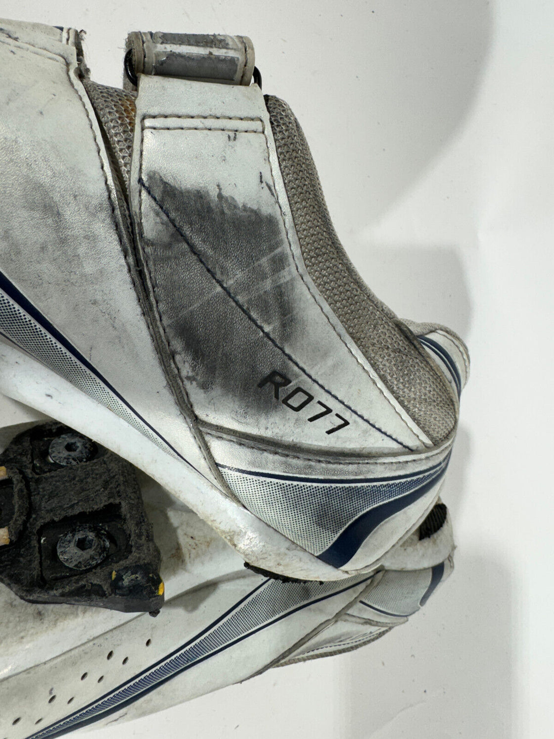 SHIMANO R077 Cycling Road Shoes EU44 US9.7 UK9 Mondo 278 mm cs630