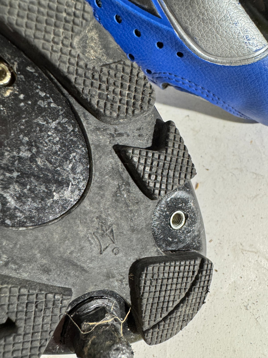 LUCK Cycling MTB Shoes Size EU47 US12 UK11 Mondo 305 mm cs681