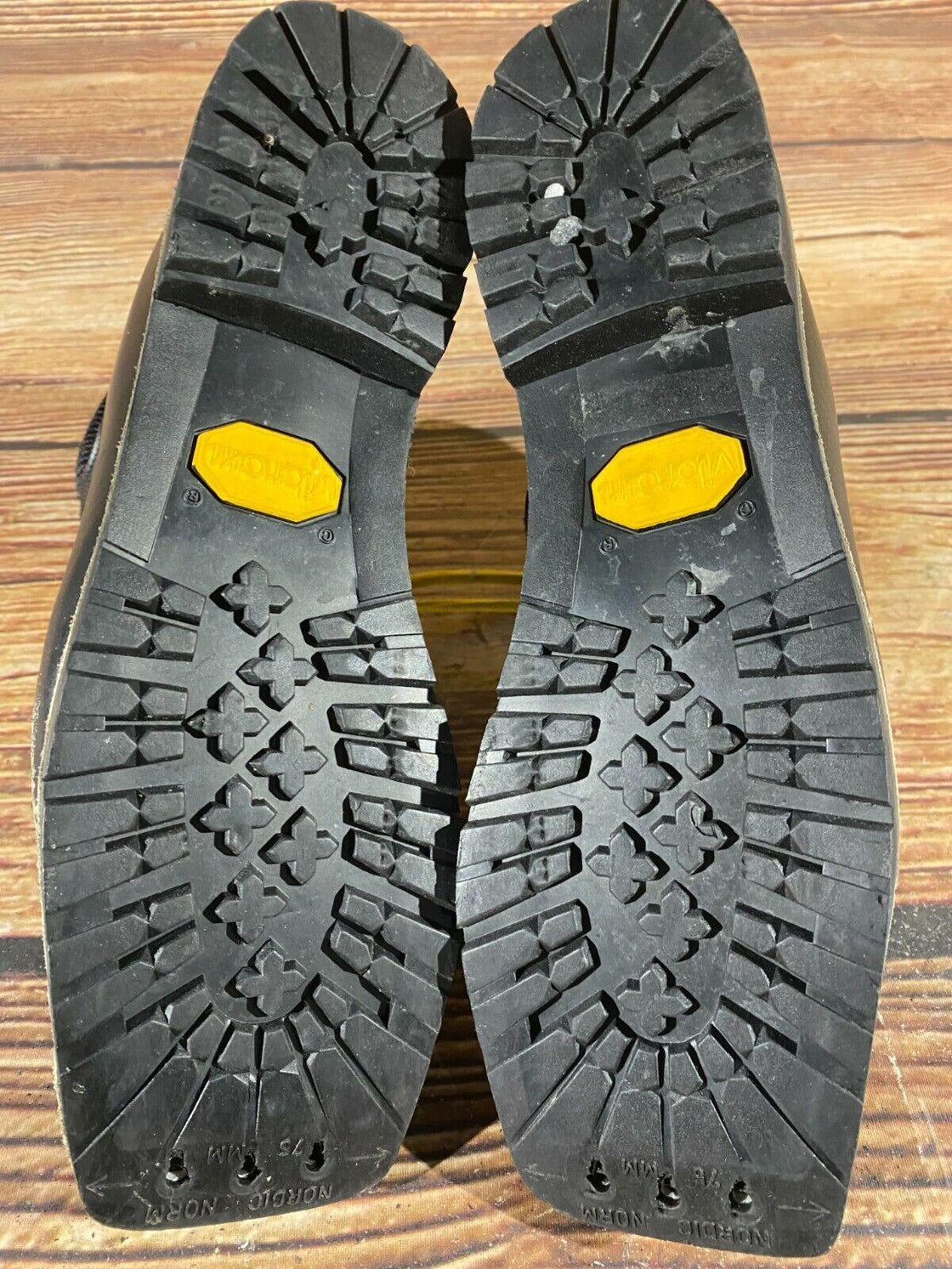 Alico Telemark Nordic Norm Cross Ski Boots Size EU38 US6 NN 75mm 1625