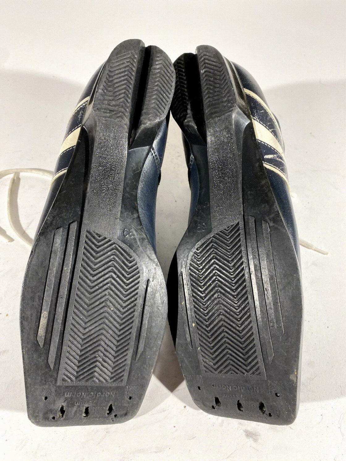 Alpina Nordic Norm Cross Country Ski Boots Size EU39 US7 NN 75mm 1718