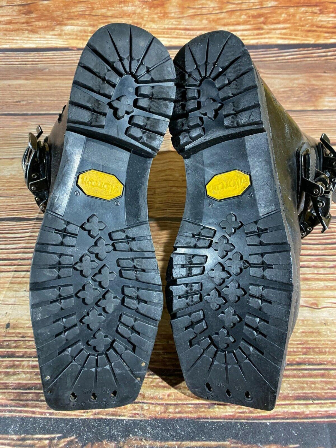 Asolo Ultimate Telemark Nordic Norm Cross Ski Boots Size EU38 US6 NN 75mm 1662
