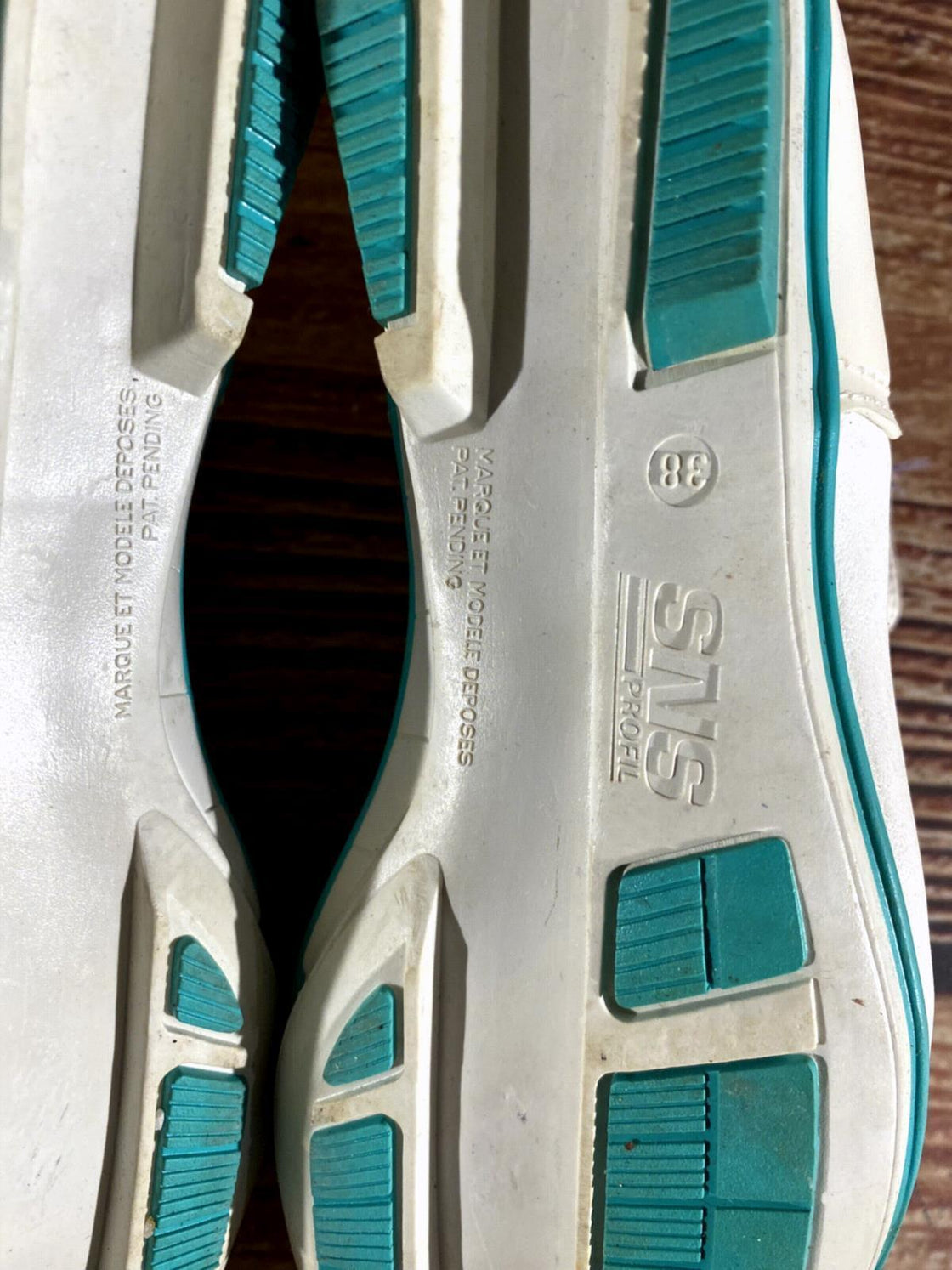 Salomon 611SR Nordic Cross Country Ski Boots Size EU38 US6 SNS Profil 2205