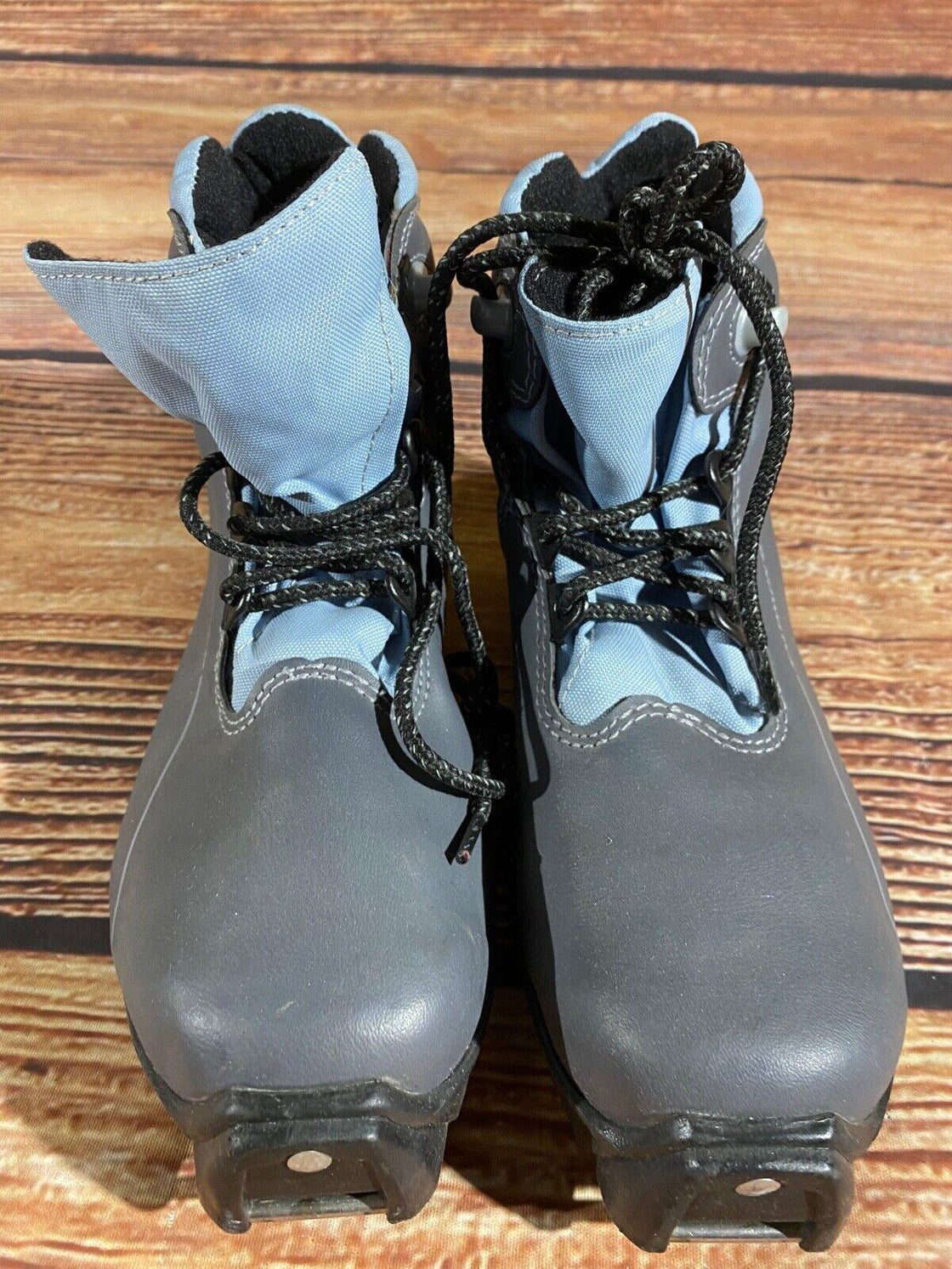 Salomon Nordic Cross Country Ski Boots Size EU38 US6.5 SNS Profil 2147