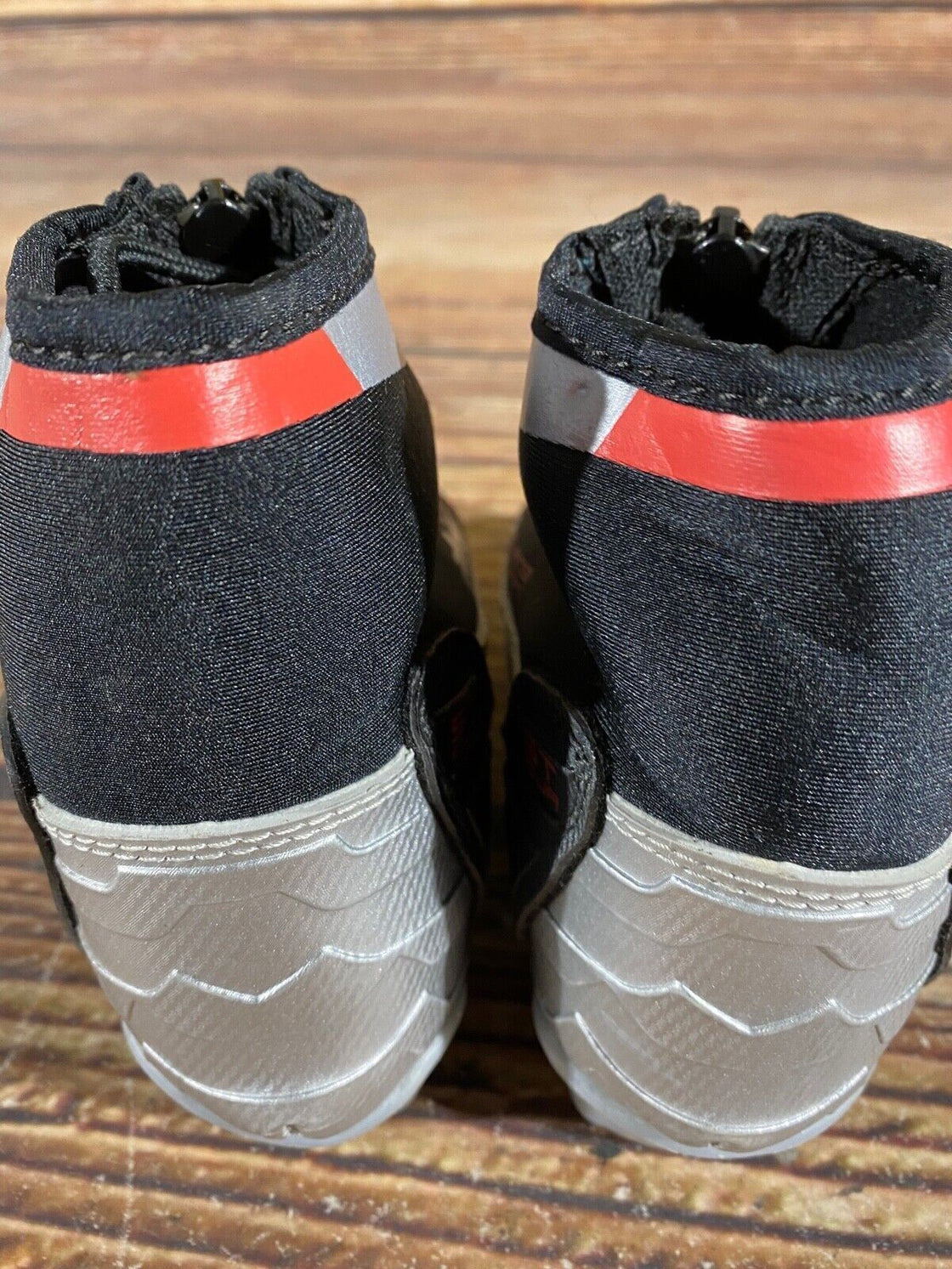 Alpina ST10jr Kids Nordic Cross Country Ski Boots Size EU26 US9 NNN A-1000