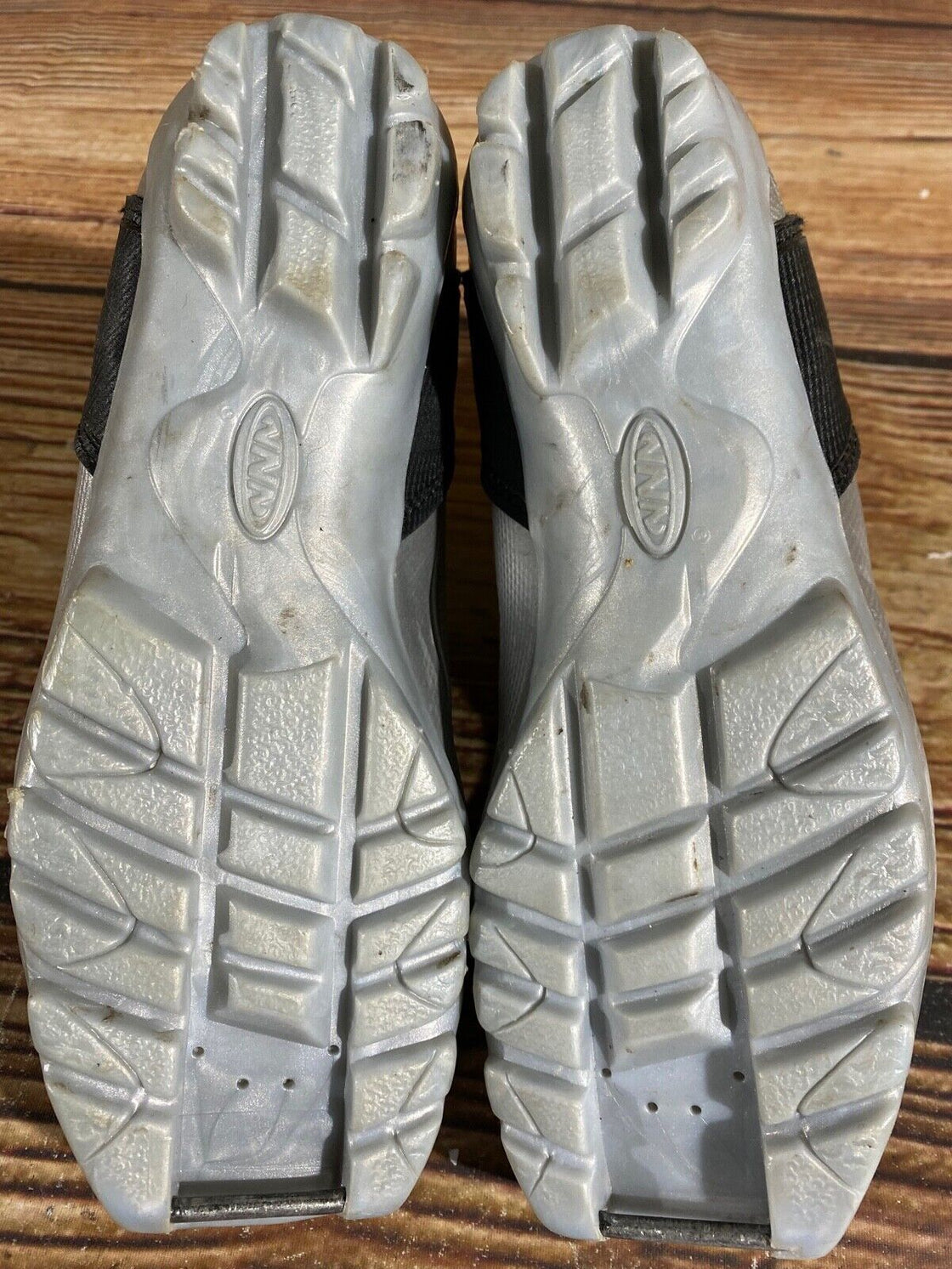 Alpina ST10 Kids Nordic Cross Country Ski Boots Size EU35 US3.5 NNN A-684