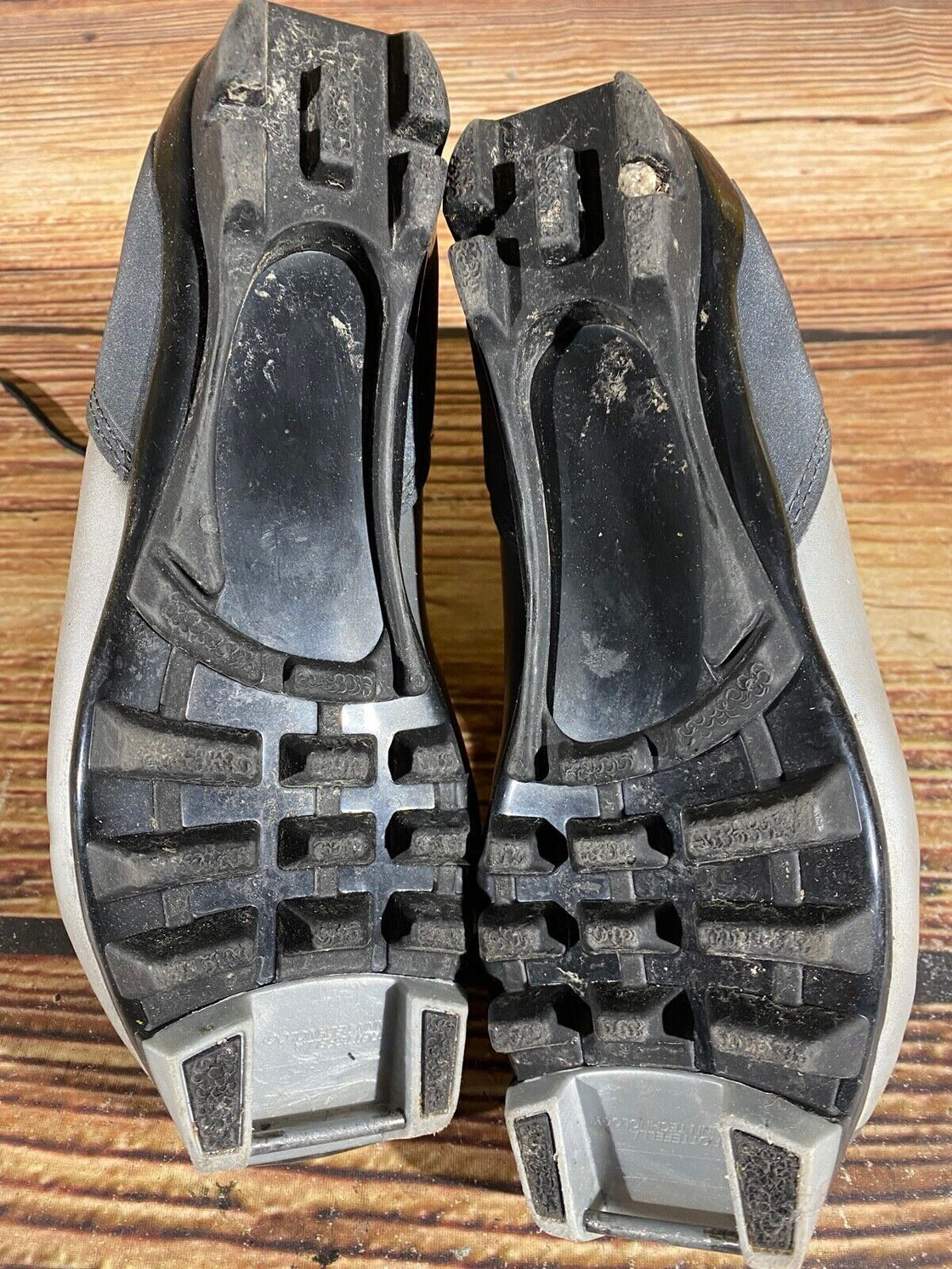 Alpina T10Eve Kids Nordic Cross Country Ski Boots Size EU35 US3.5 NNN A-648