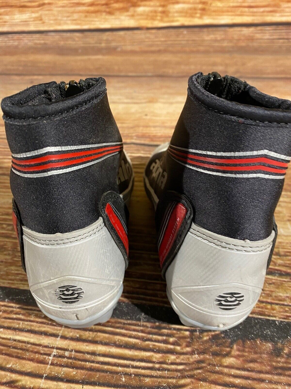 Alpina ST10jr Kids Nordic Cross Country Ski Boots Size EU31 US12.5 NNN A-652