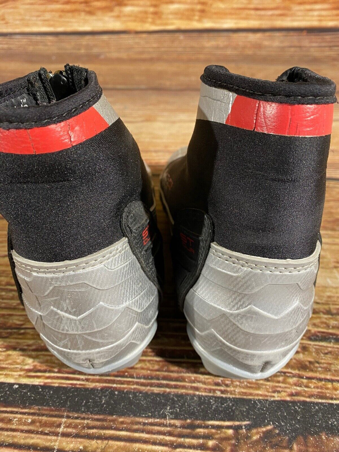 Alpina ST10j Nordic Cross Country Ski Boots Kids Size EU34 US3 for NNN A-606