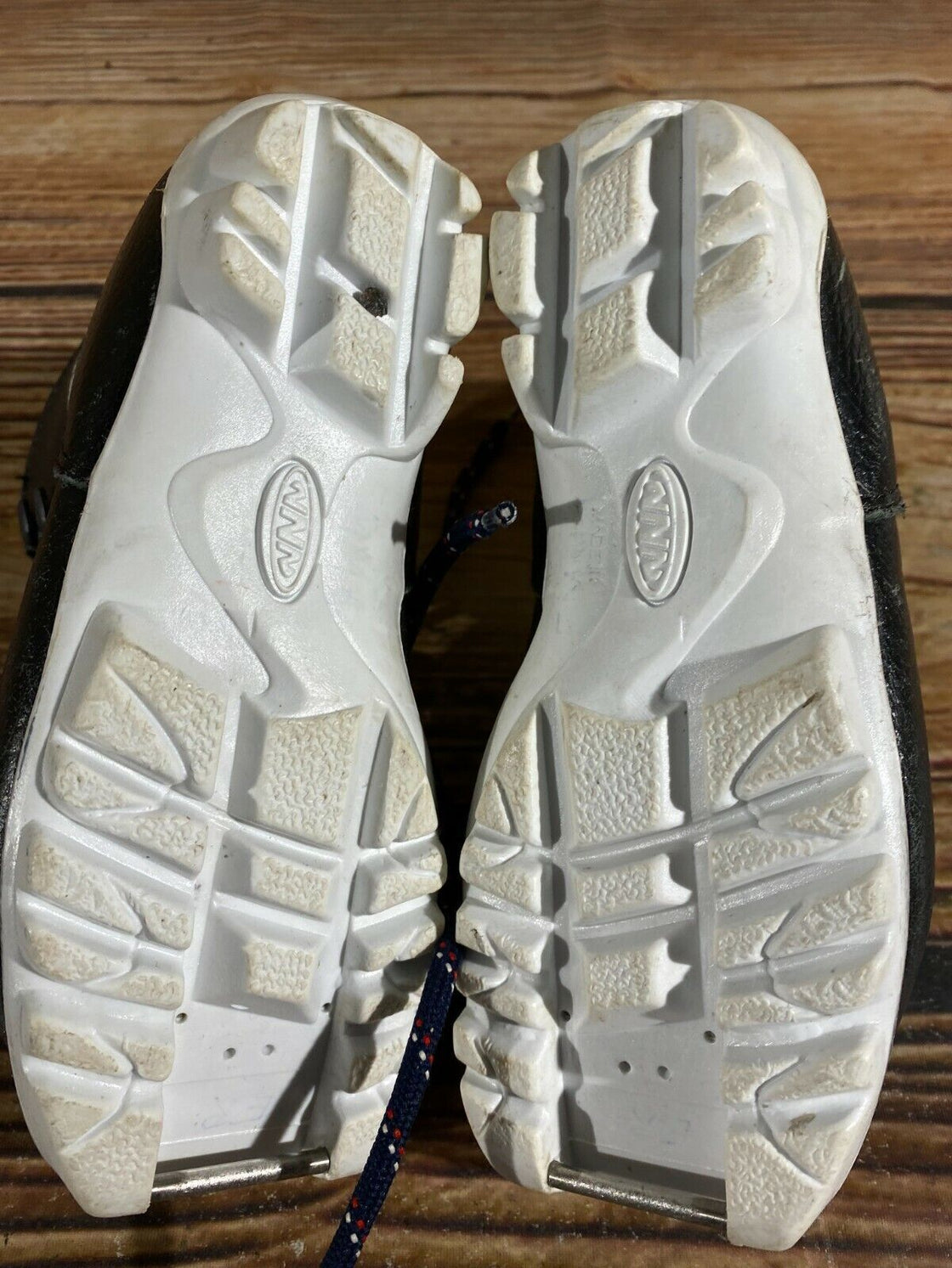 Alpina Kids Nordic Cross Country Ski Boots Size EU29 US11 for NNN A-475