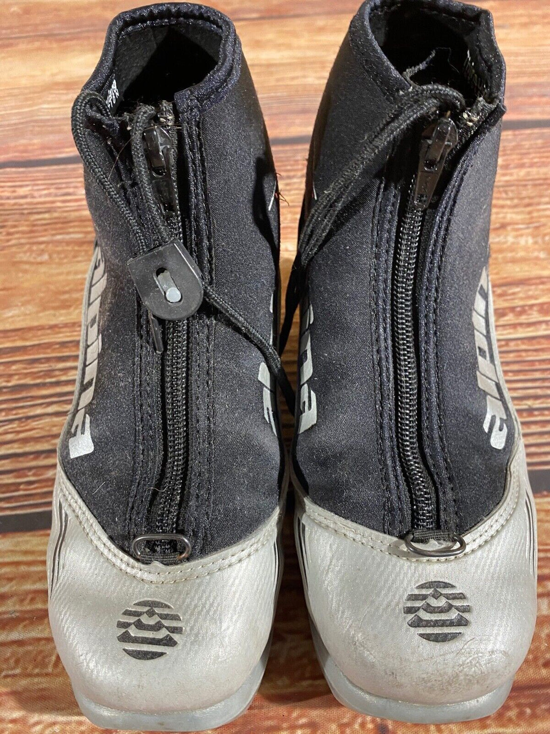 Alpina ST10jr Kids Nordic Cross Country Ski Boots Size EU33 US2 NNN A-1146