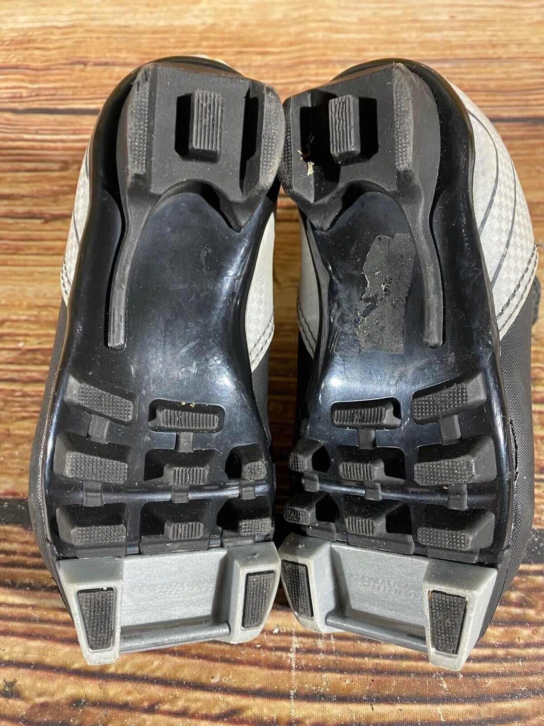 Alpina Touring Kids Nordic Cross Country Ski Boots Size EU26 US9 for NNN A-567