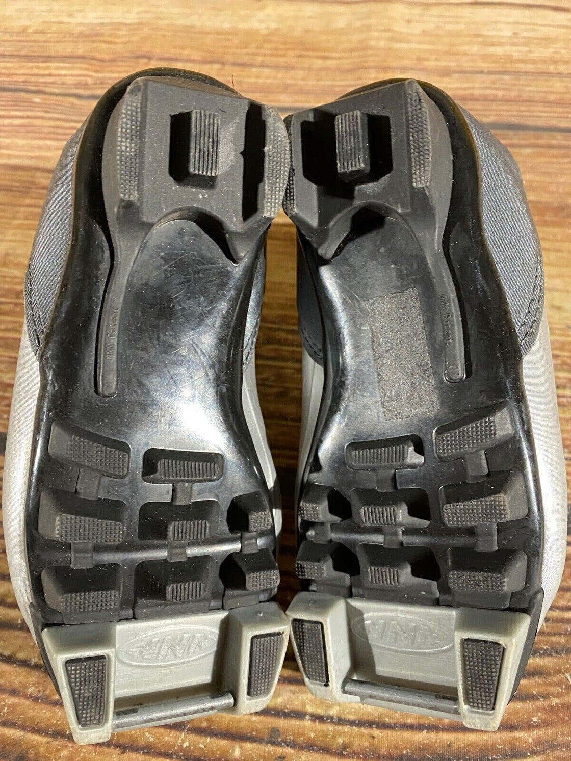 Alpina T10jr Kids Nordic Cross Country Ski Boots Size EU26 US9 NNN A-1003