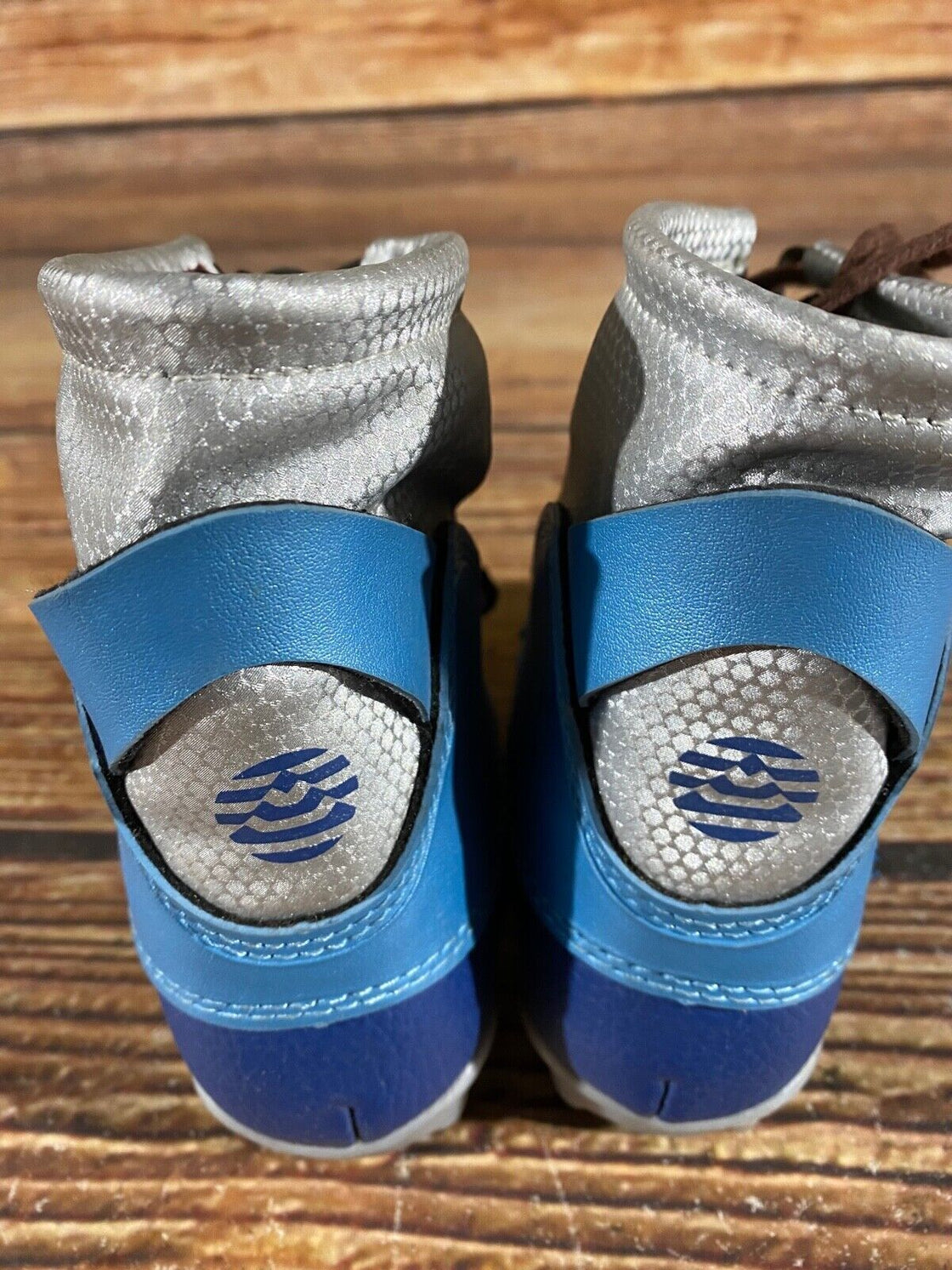 Alpina Frost Kids Nordic Cross Country Ski Boots Size EU26 US9 NNN A-966