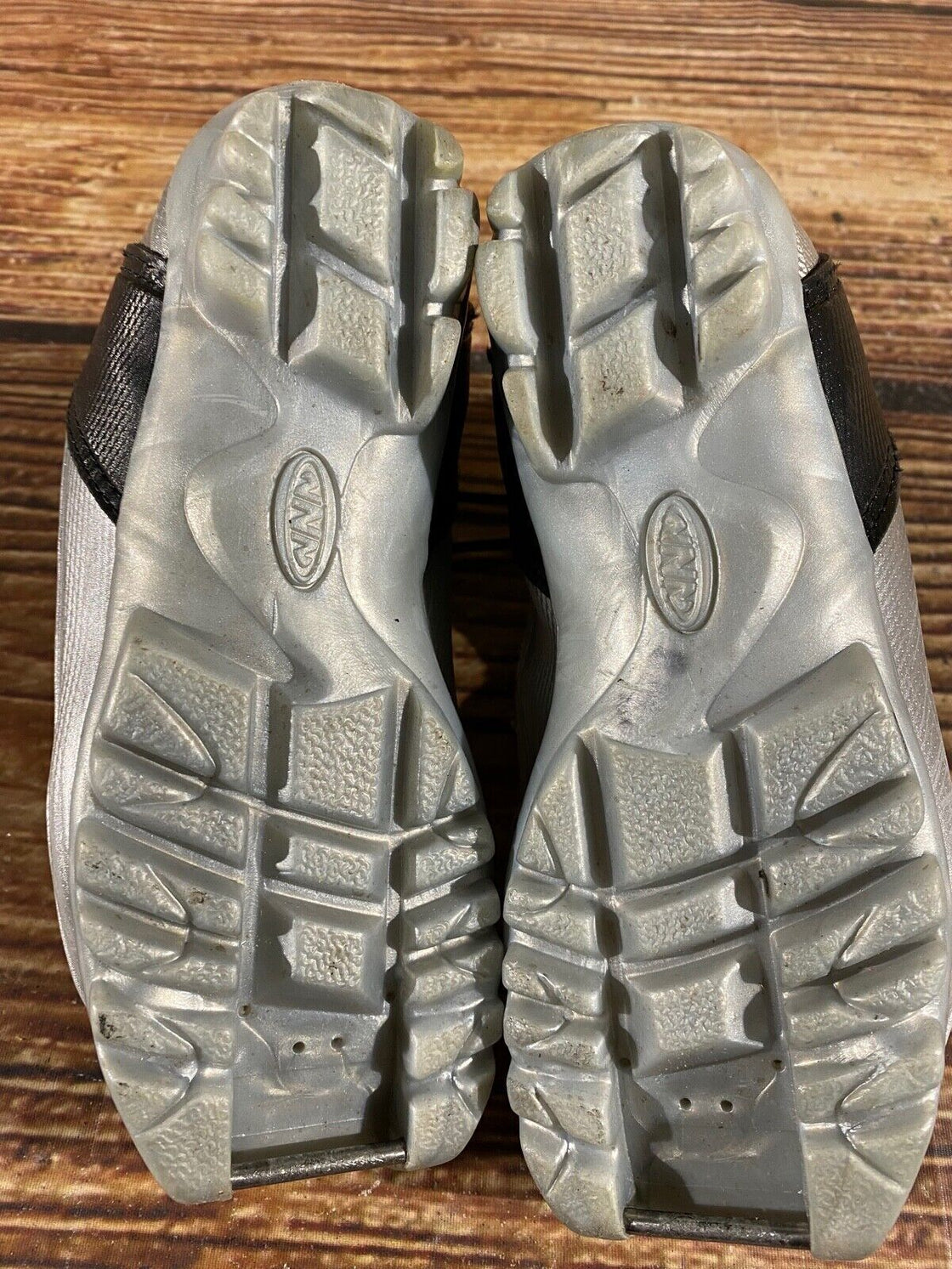 Alpina ST10 Kids Nordic Cross Country Ski Boots Size EU30 US12 NNN A-821