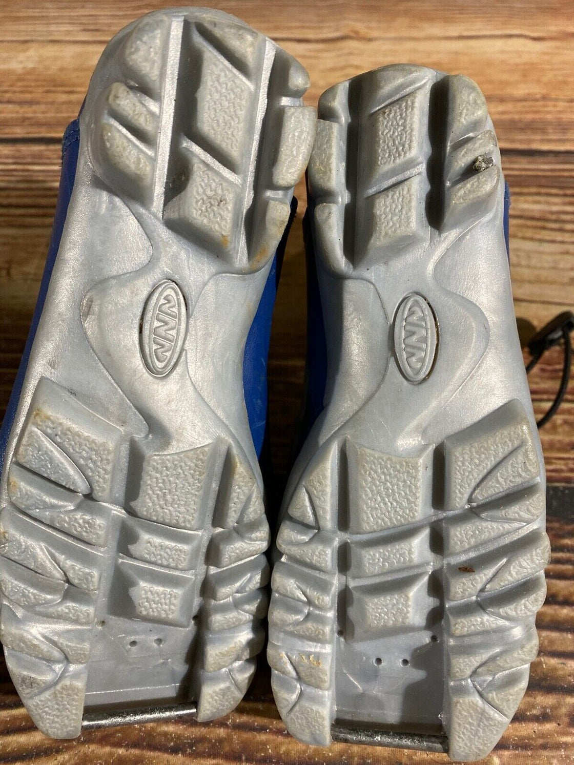 Alpina Frost Kids Nordic Cross Country Ski Boots Size EU29 US11 NNN A-810