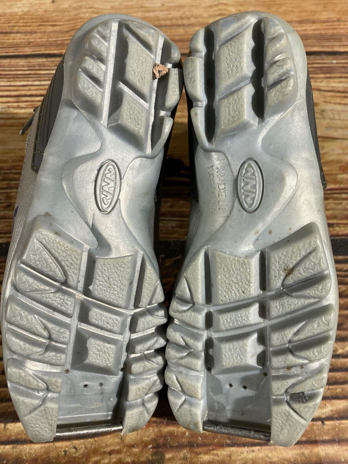 Alpina ST11j Kids Nordic Cross Country Ski Boots Size EU30 US12 NNN A-776