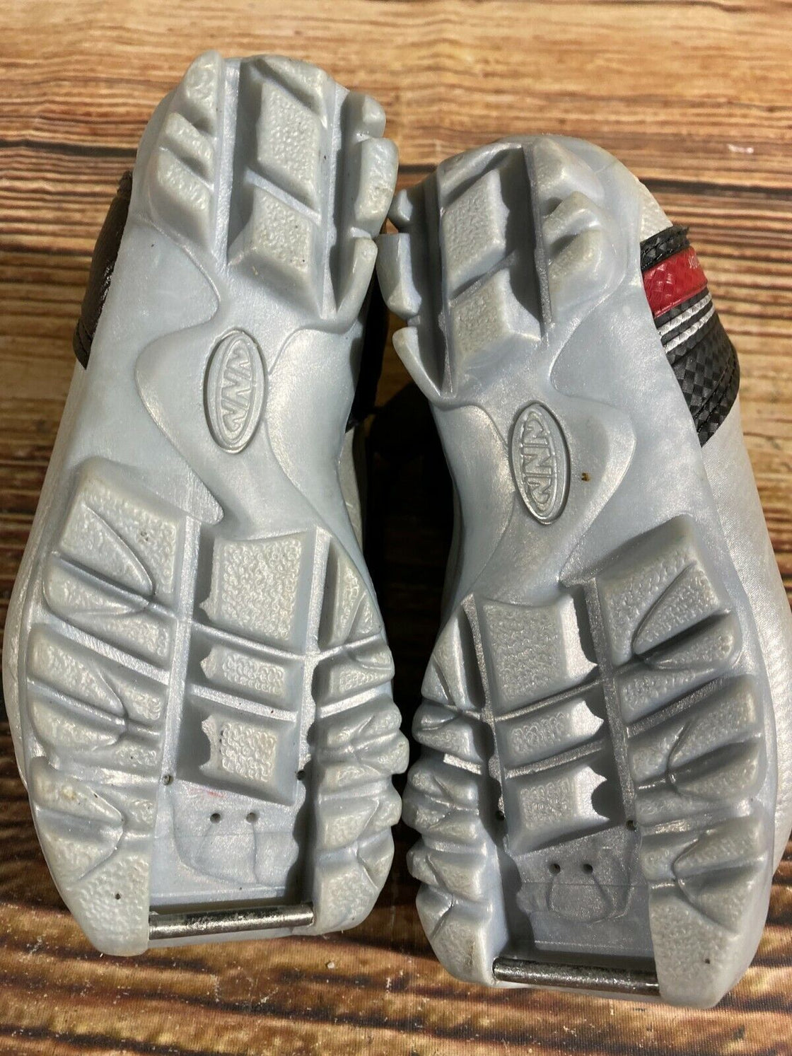Alpina ST10jr Kids Nordic Cross Country Ski Boots Size EU26 US9 for NNN A-237