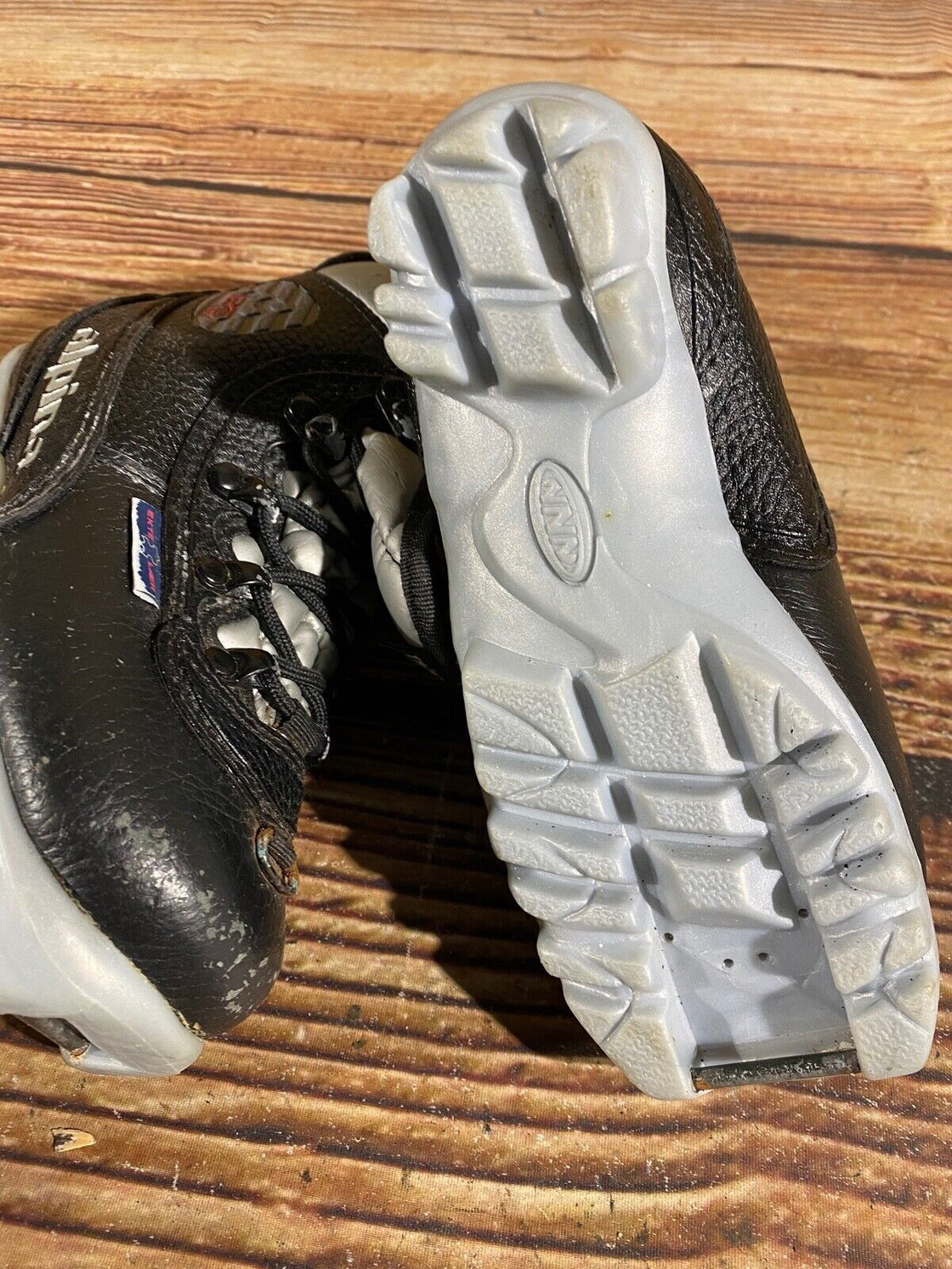 Alpina 125 Kids Nordic Cross Country Ski Boots Size EU29 US11 NNN A-695