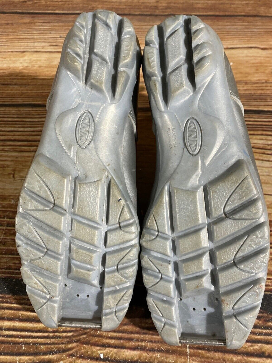 Alpina 311 Kids Nordic Cross Country Ski Boots Size EU35 US3.5 NNN A-683