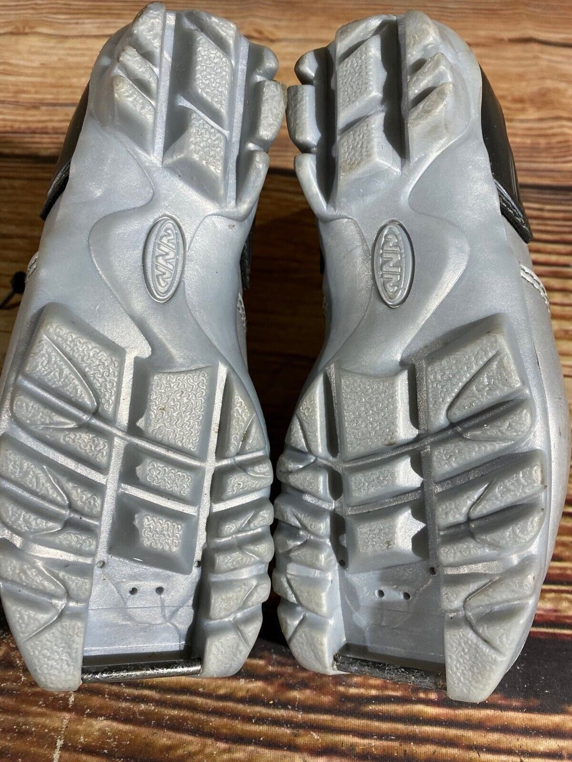 Alpina ST10jr Kids Nordic Cross Country Ski Boots Size EU29 US11 NNN A-887