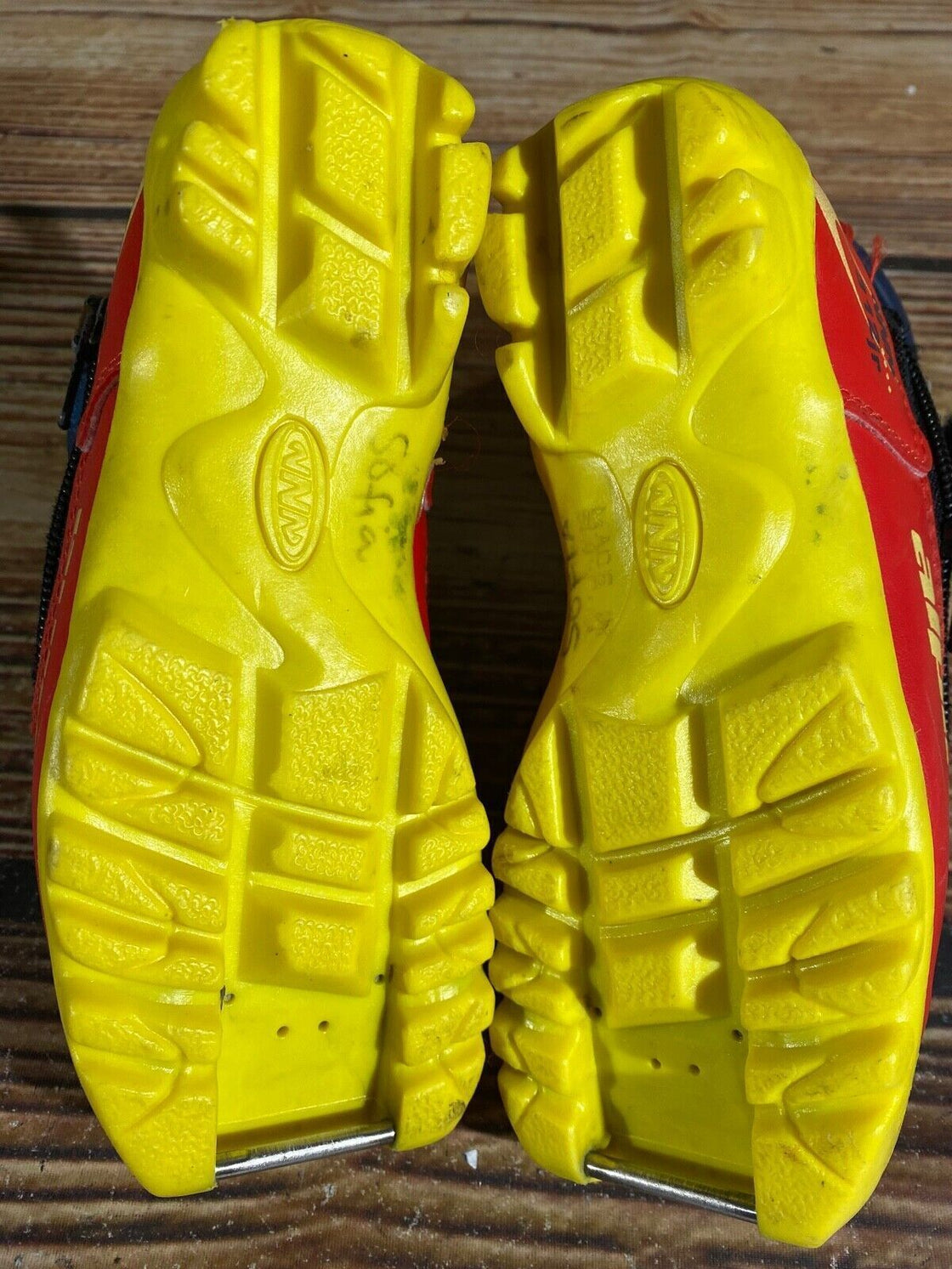 Alpina 312 Kids Nordic Cross Country Ski Boots Size EU29 US11 NNN A-669