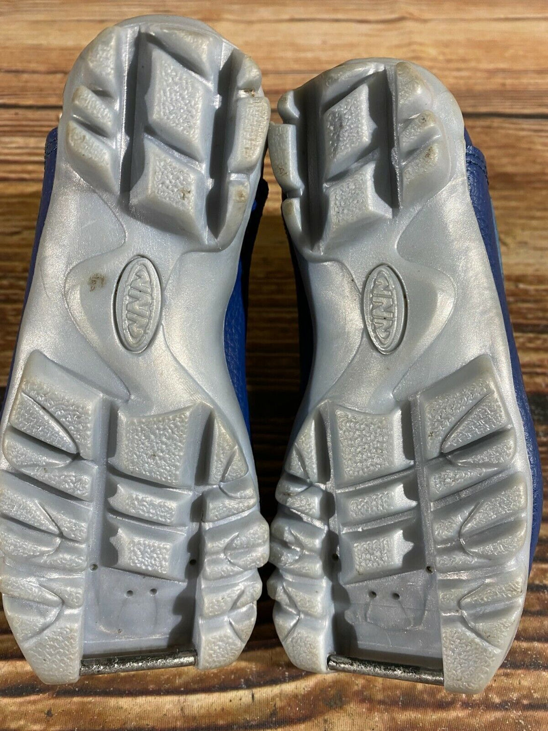 Alpina Frost Kids Nordic Cross Country Ski Boots Size EU26 US9 for NNN A-215