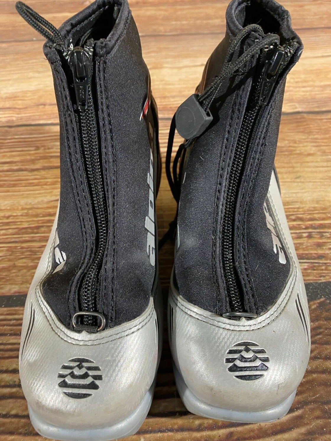 Alpina ST10jr Kids Nordic Cross Country Ski Boots Size EU34 US3 for NNN A-353