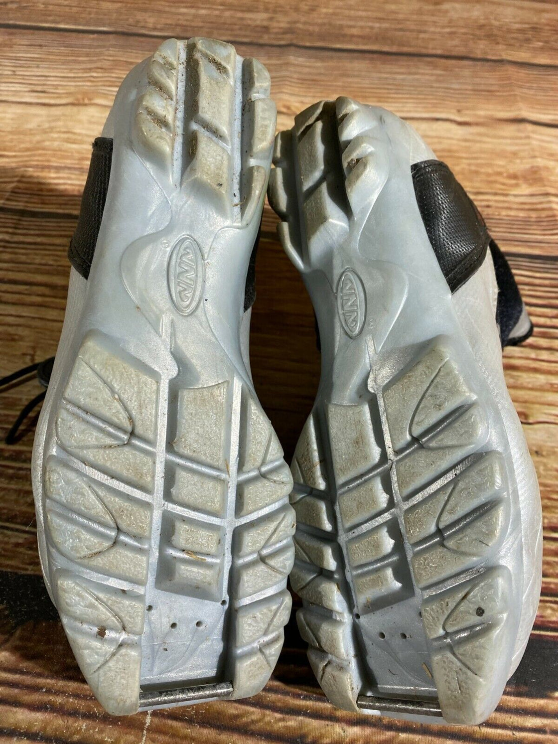 Alpina ST10j Kids Nordic Cross Country Ski Boots Size EU35 US3.5 for NNN A-400
