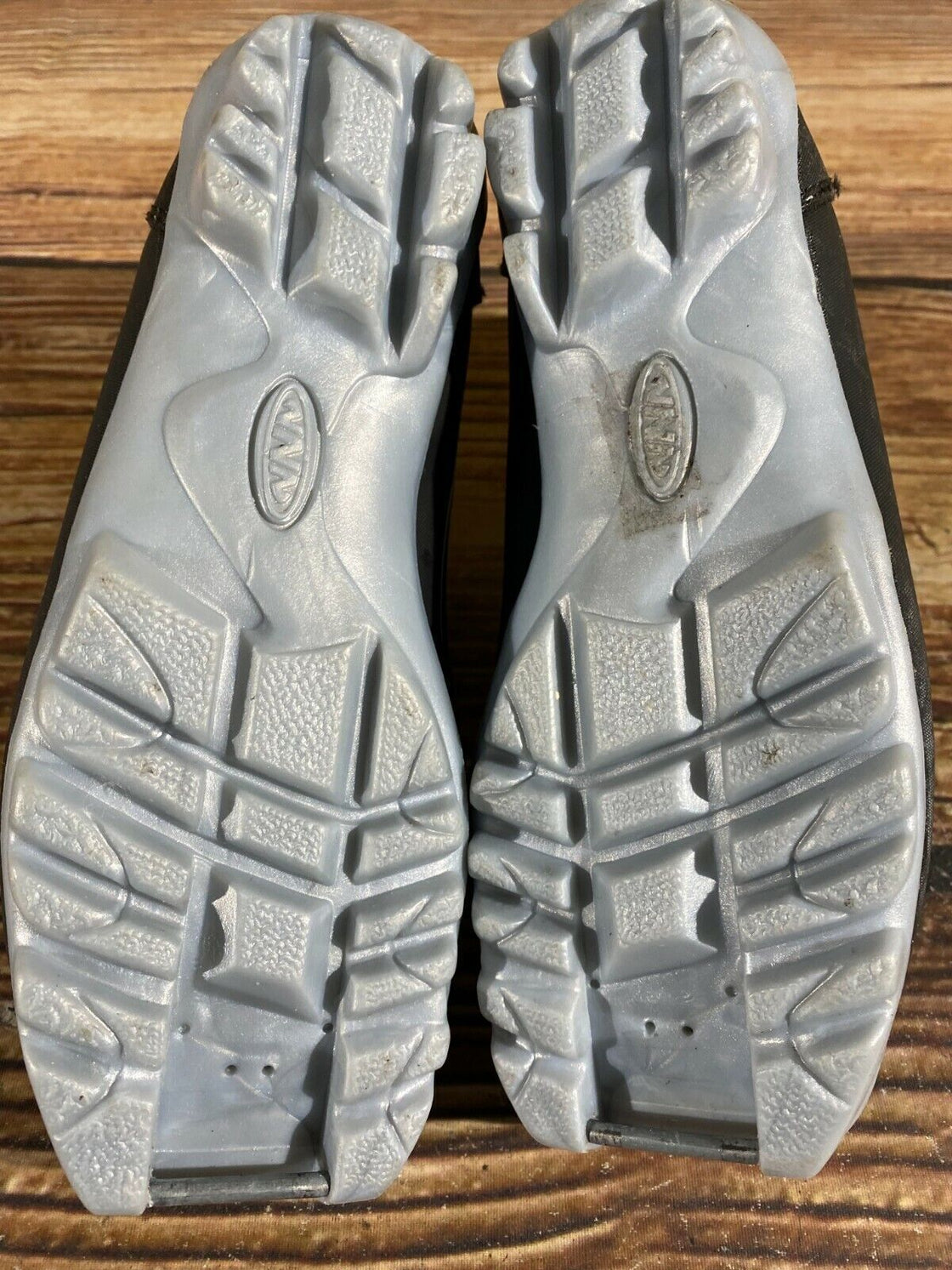 Alpina Touring Kids Nordic Cross Country Ski Boots Size EU34 US3 for NNN A-173