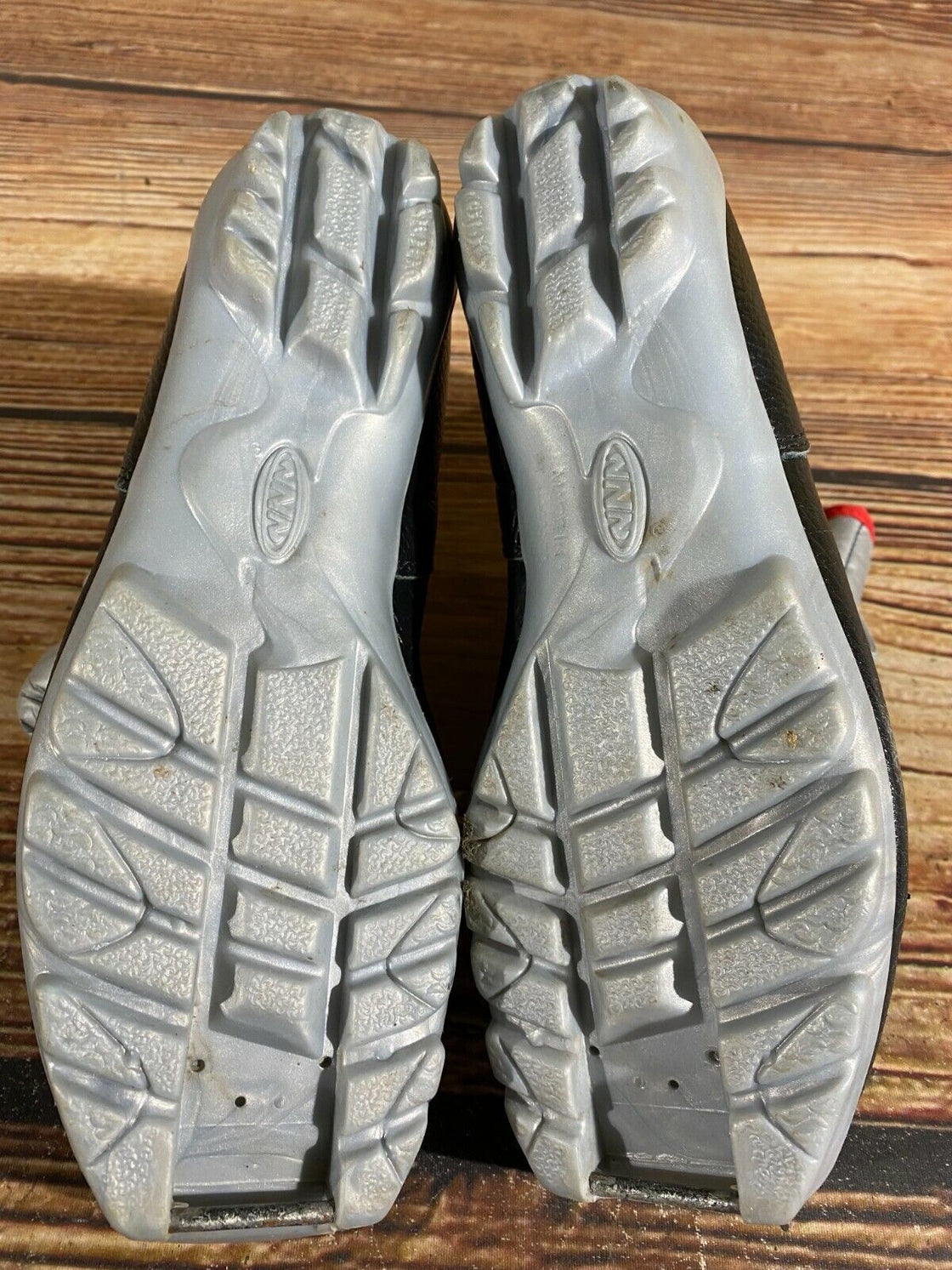 Alpina Nordic Cross Country Ski Boots Kids Size EU37 US5 for NNN A-451