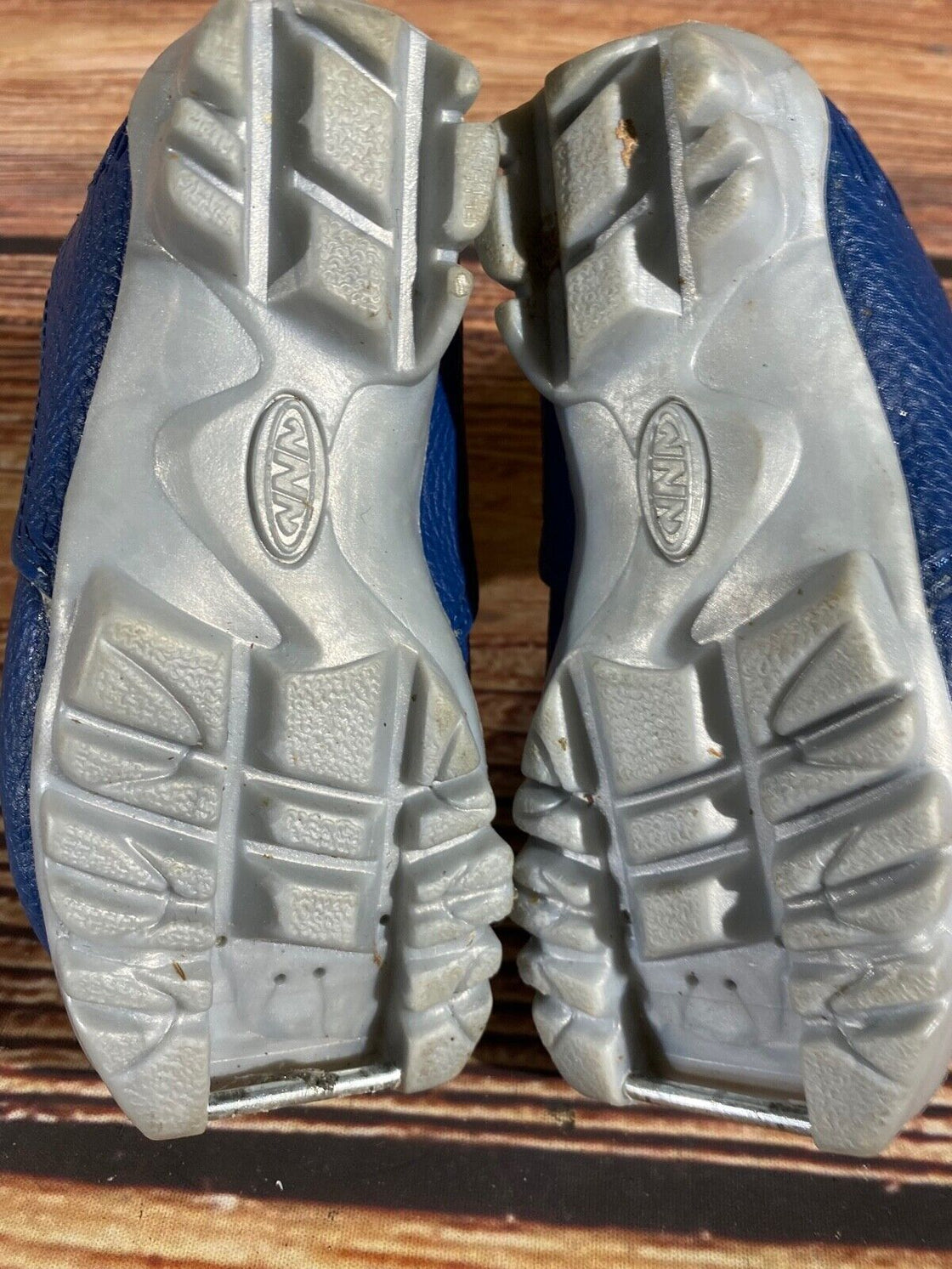 Alpina Frost Nordic Cross Country Ski Boots Kids Size EU26 US9 NNN A-1101