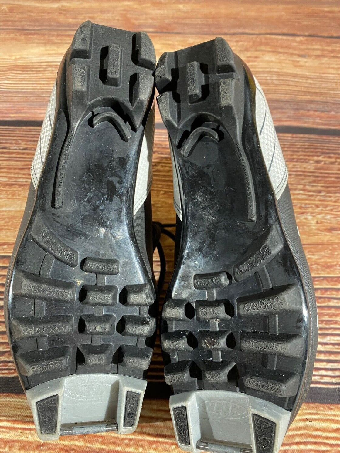 Alpina Touring Nordic Cross Country Ski Boots Kids Size EU36 US4.5 NNN A-1059