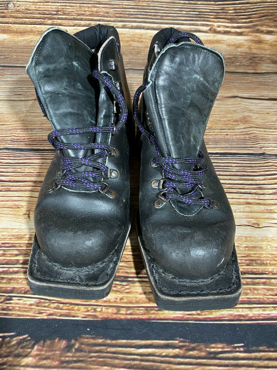 VIbram Telemark Backcountry Ski Boots Nordic Norm NN 3pin Size EU41 US8