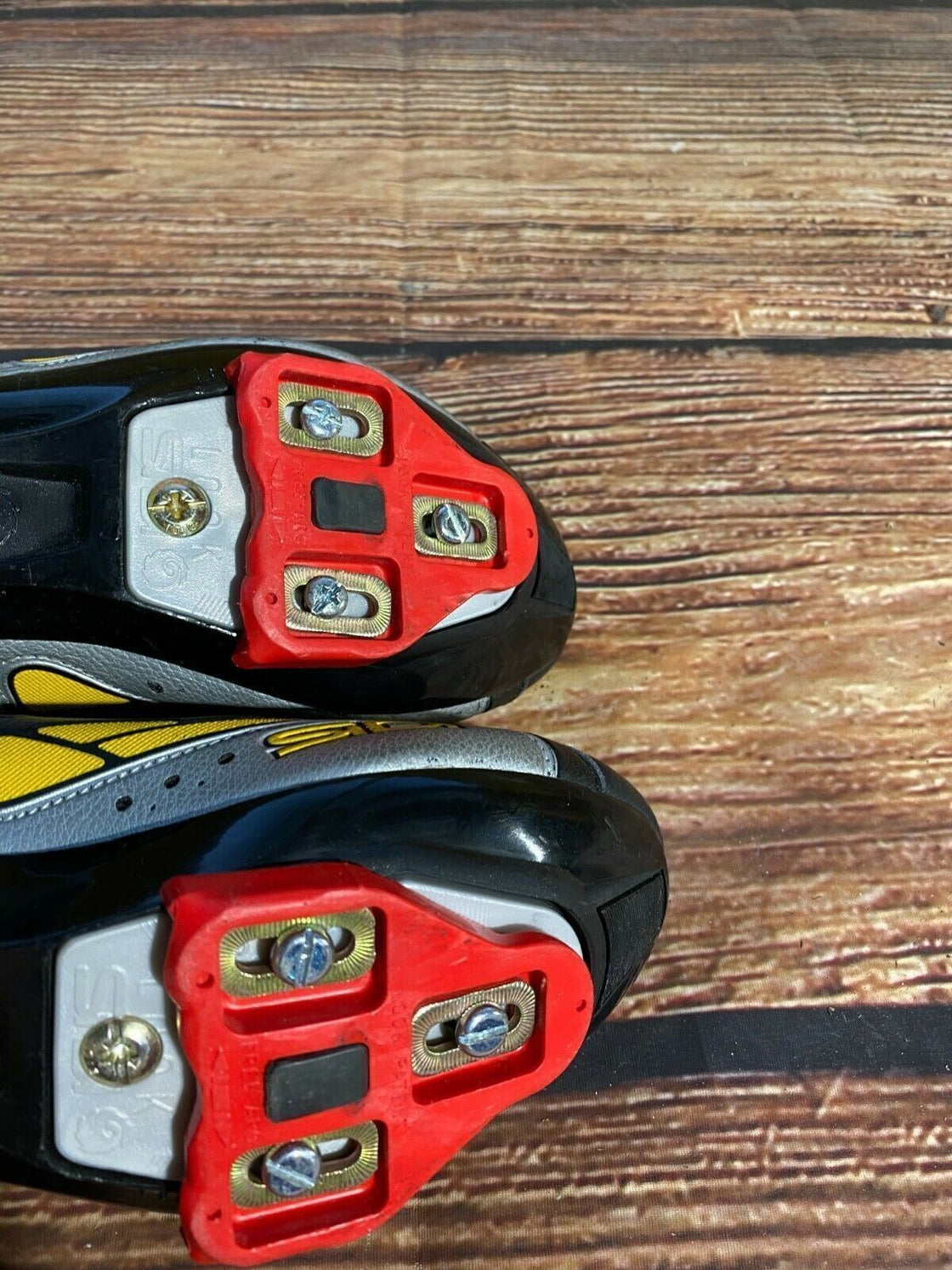 SIDI Road Cycling Shoes Road Bike Boots 3 Bolts Size EU39 US5 with Cleats cs884