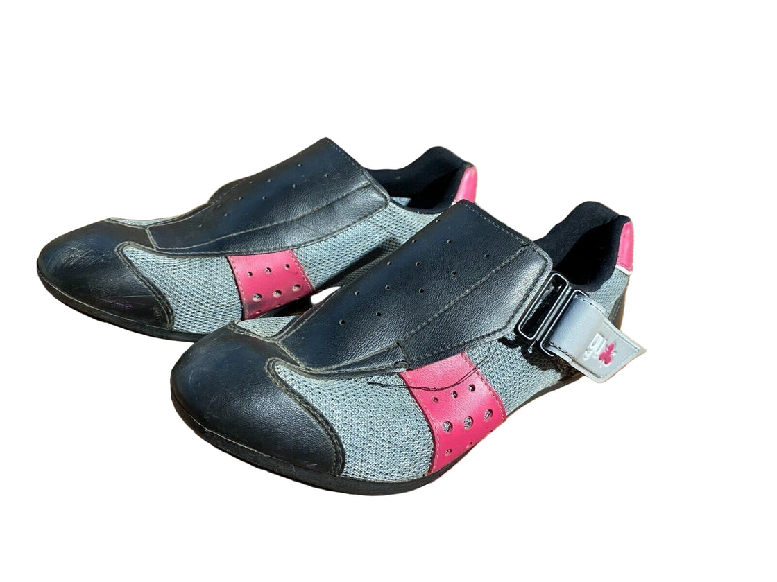 AGU Road Cycling Shoes Road Bike Boots 3 Bolts Size EU42  cs763 Used