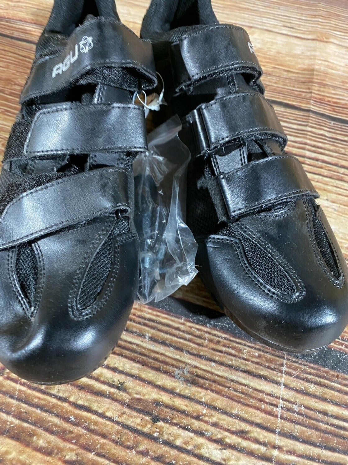 AGU New Cycling MTB Shoes Mountain Biking 2 Bolts EU43 US9.5 Mondo 272 cs1227 Used