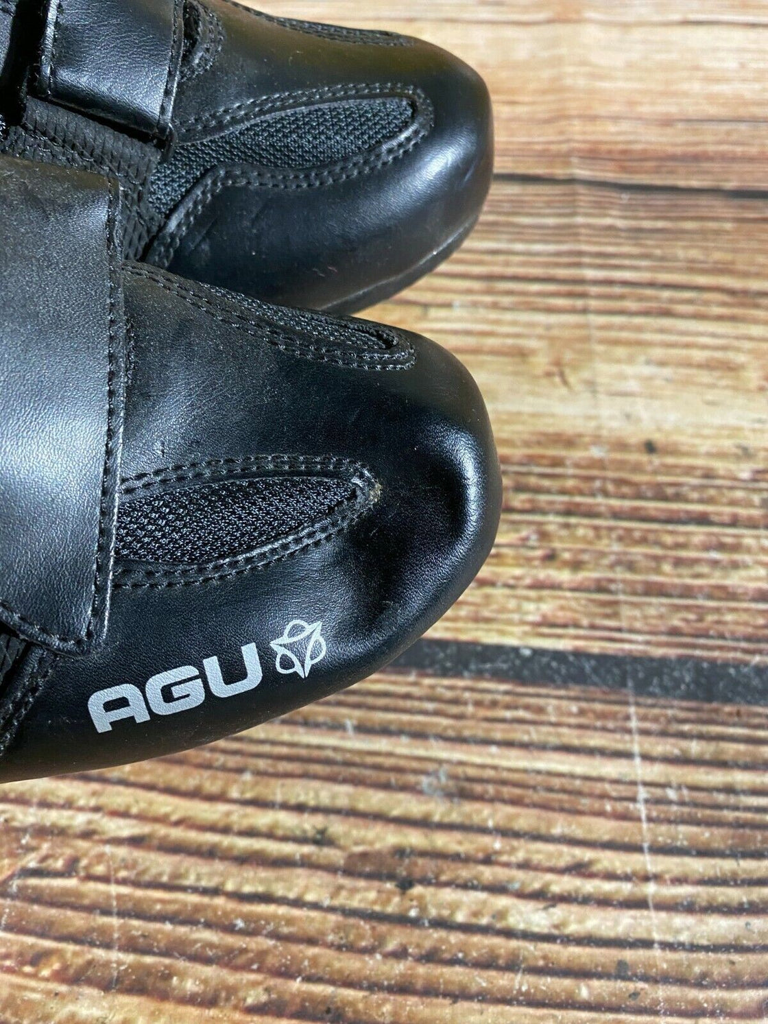 AGU New Cycling MTB Shoes Mountain Biking 2 Bolts EU43 US9.5 Mondo 272 cs1227 Used