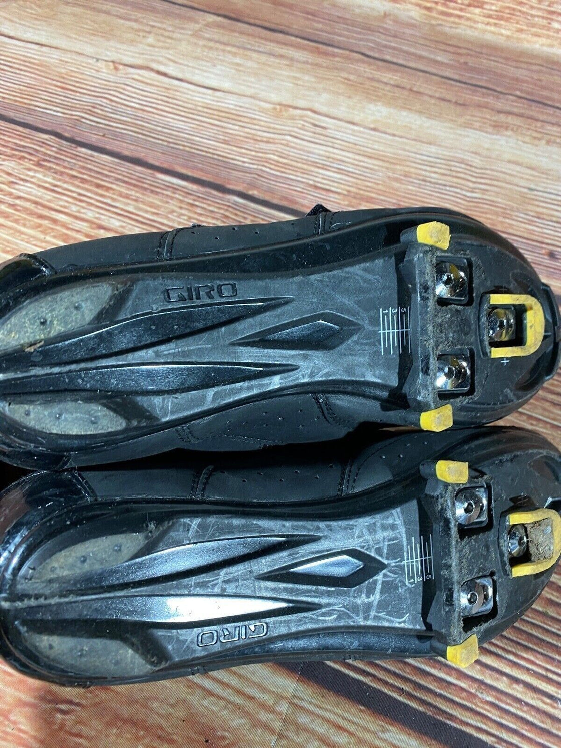 GIRO Techno Road Cycling Shoes Size 3 Bolts EU45 US11 Mondo 280 cs1244