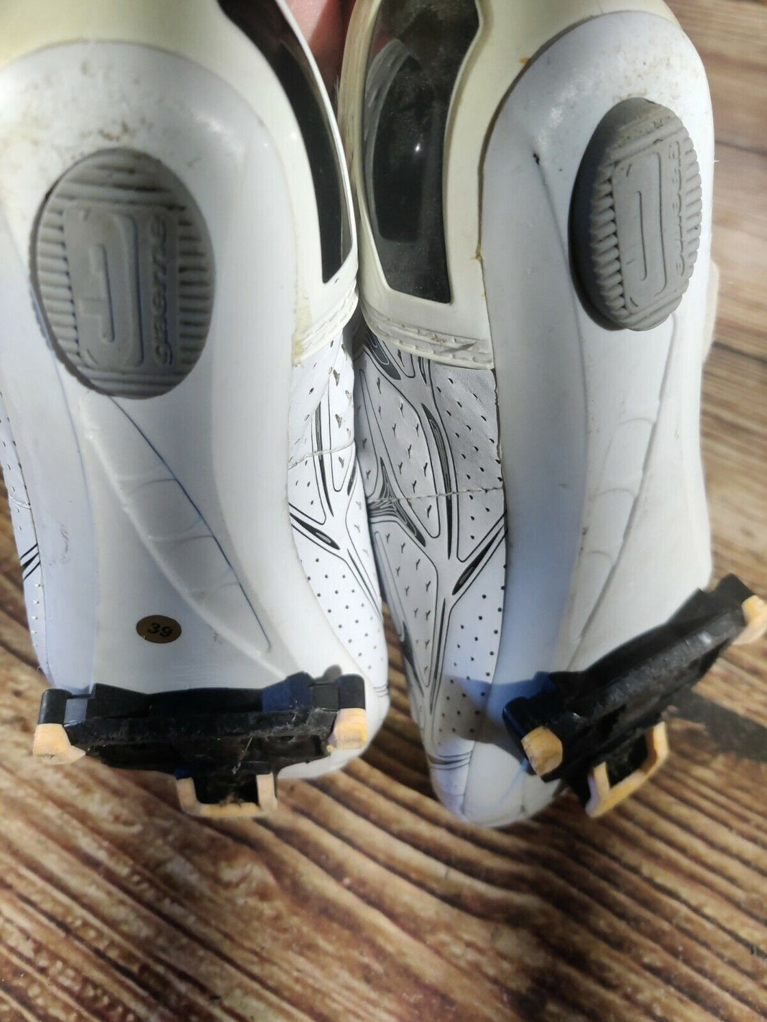 GAERNE Road Cycling Shoes Biking Boots 3 Bolts Size EU39 US6 cs745